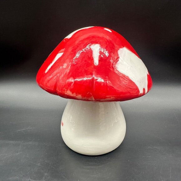 Vintage Mushroom Toadstool Figurine Red White Ceramic Decor Retro Kitsch Cottage - Picture 5 of 11